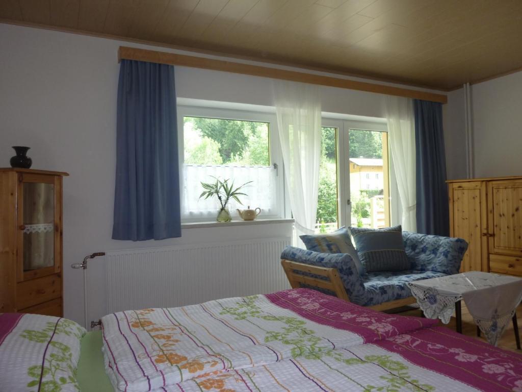 Gaestehaus Forstner Loich Ruang foto